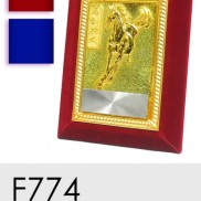 F774