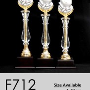 F712